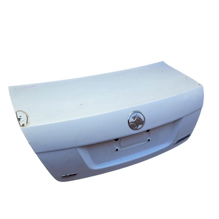 Da2027 - VE Holden Commodore -  Bootlid w/ "SS" Badges - Herron White #J073