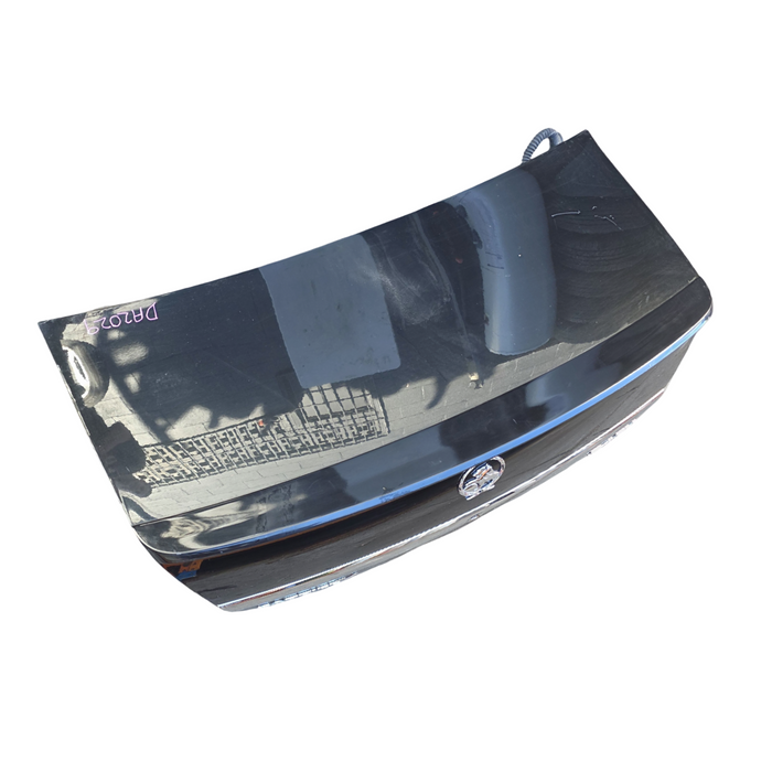 Da2029 - WM/WN Holden Caprice/Statesman -  Bootlid w/ "CAPRICE V" Badges & Chrome Trim - Phantom Black #790F