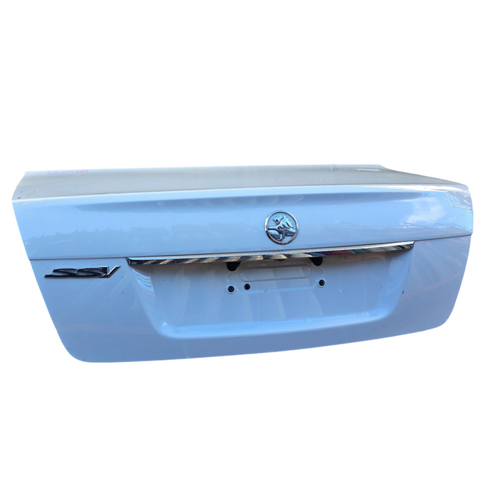 Da2031 - VE Holden Commodore -  Bootlid w/ "SSV" Badges & Chrome Trim - Herron White #J073