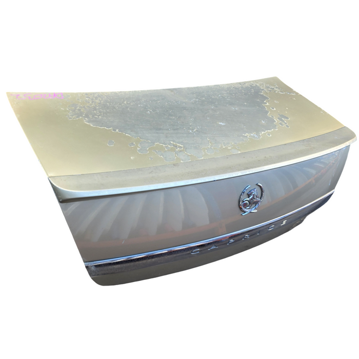 Da2032 - WM/WN Holden Caprice/Statesman -  Bootlid w/ Badges & Chrome Trim - Silvery Pearl Colour