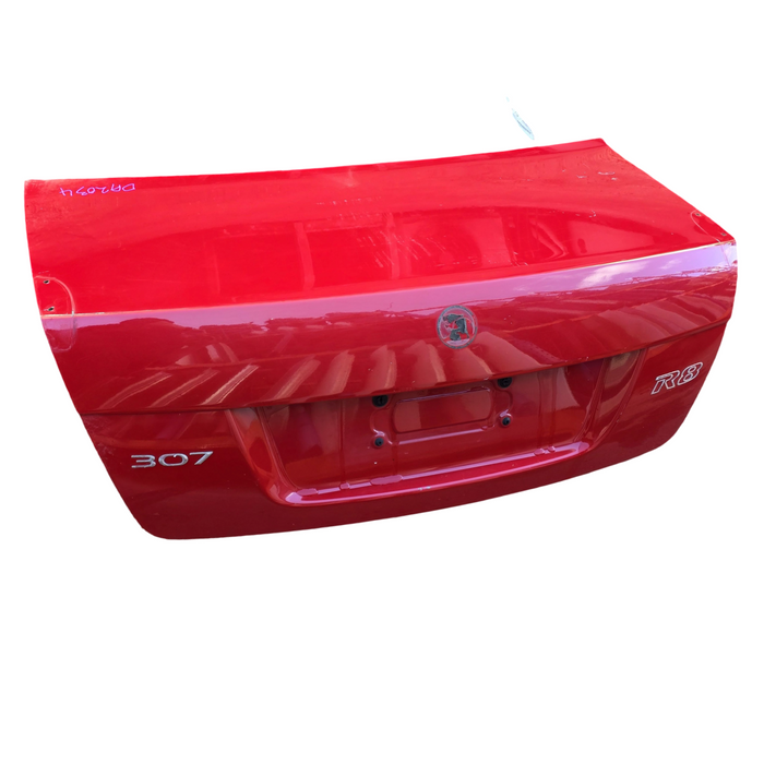 Da2034 - VE Holden Commodore -  Bootlid w/ Chrome Badges - Sting Red #687F