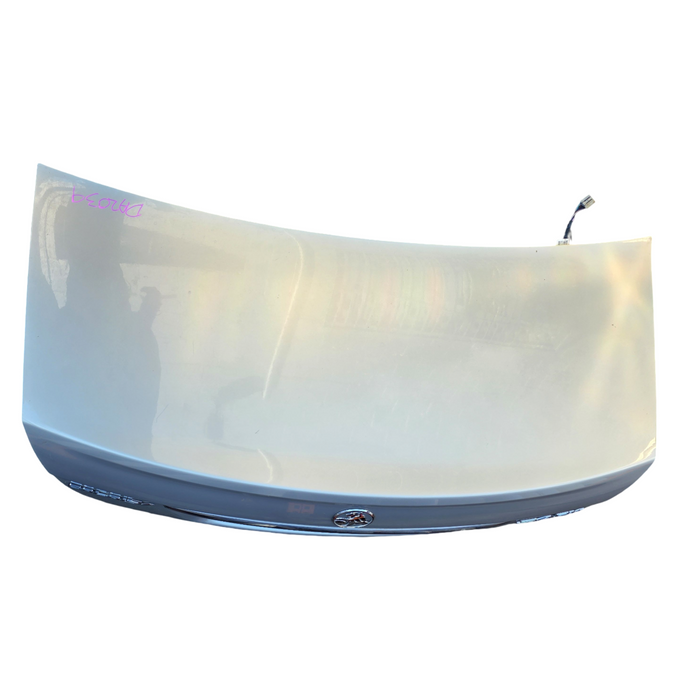 Da2039 - VE Holden Calais V Sedan -  Bootlid w/ "CALAIS V" Badges & Chrome Trim - Nitrate Silver #636R