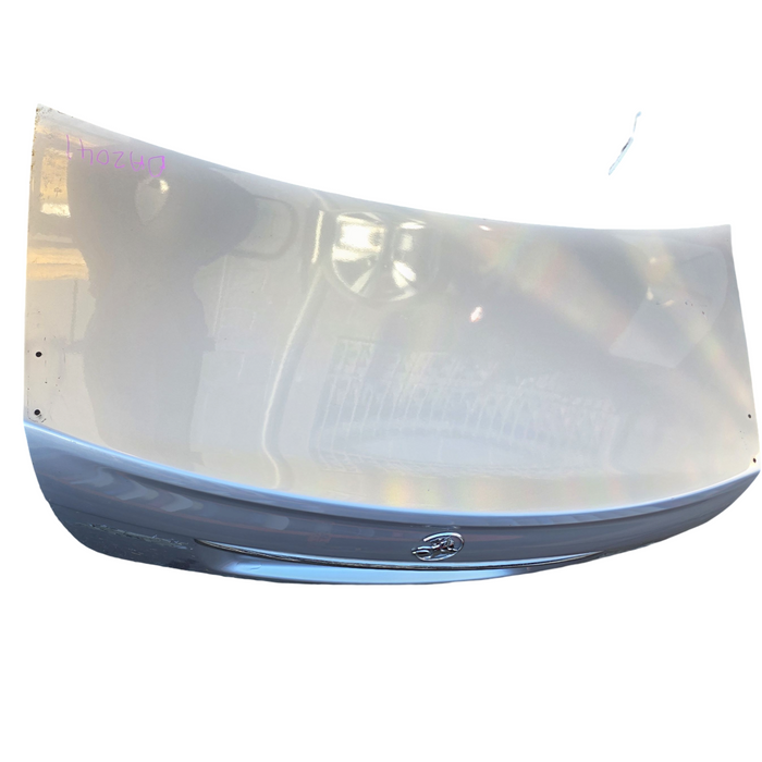 Da2041 - VE SSV Holden Commodore -  Bootlid w/ "SSV" Badges & Chrome Trim - Nitrate Silver #636R