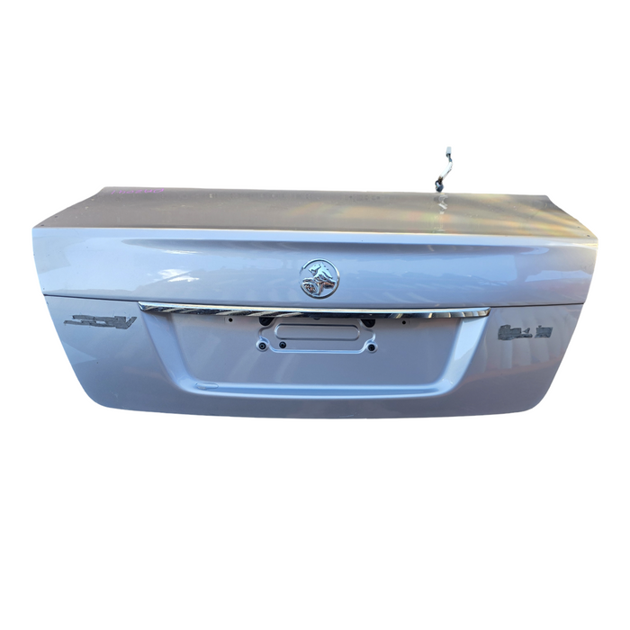 Da2041 - VE SSV Holden Commodore -  Bootlid w/ "SSV" Badges & Chrome Trim - Nitrate Silver #636R