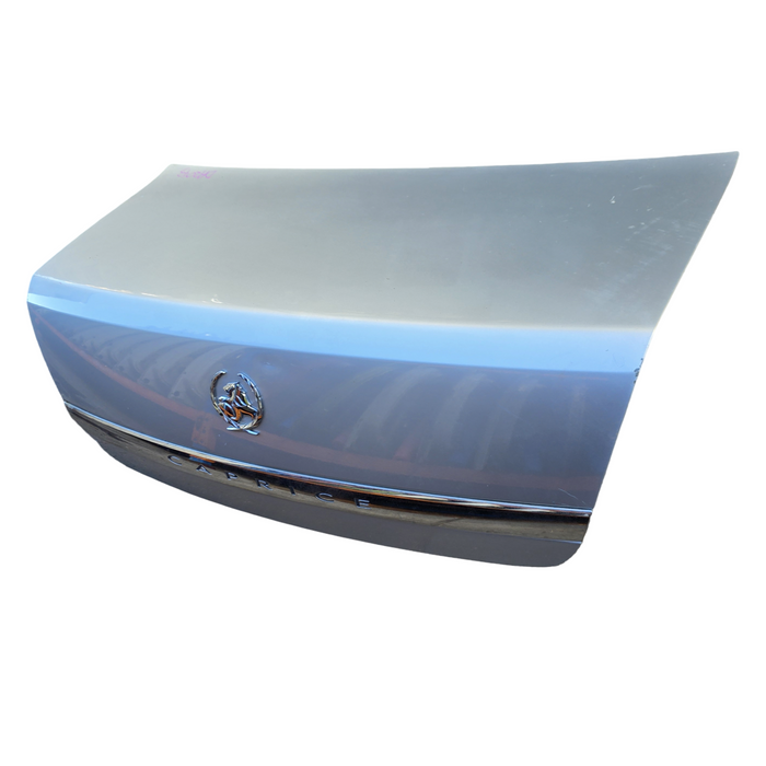 Da2043 - WM/WN Holden Caprice/Statesman -  Bootlid w/ Badges & Chrome Trim - Nitrate Silver #636R