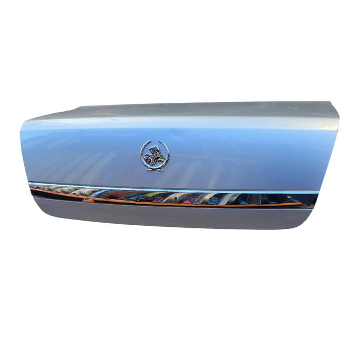 Da2043 - WM/WN Holden Caprice/Statesman -  Bootlid w/ Badges & Chrome Trim - Nitrate Silver #636R