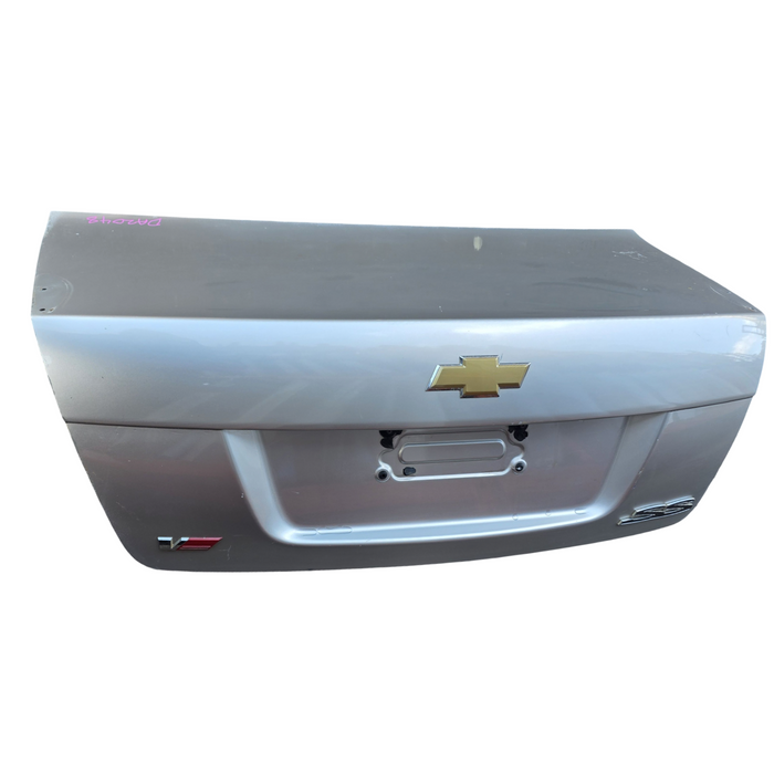 Da2048 - VE SS Holden Commodore -  Bootlid w/ "CHEVY" Badge - Nitrate Silver #636R