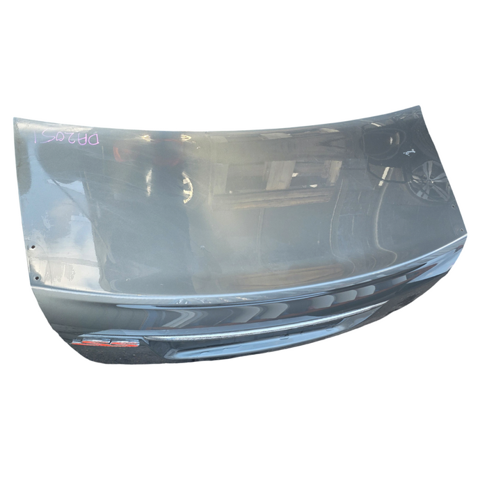 Da2051 - VE SS Holden Commodore Sedan-  Bootlid w/ "SS" Badges & Chrome Trim - Alto Grey #744S