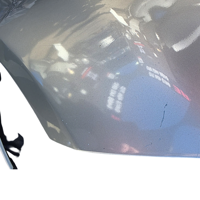 Da2059 - VE Holden Calais - Driver Front Guard with Chrome Trim - Silvery Pearl colour