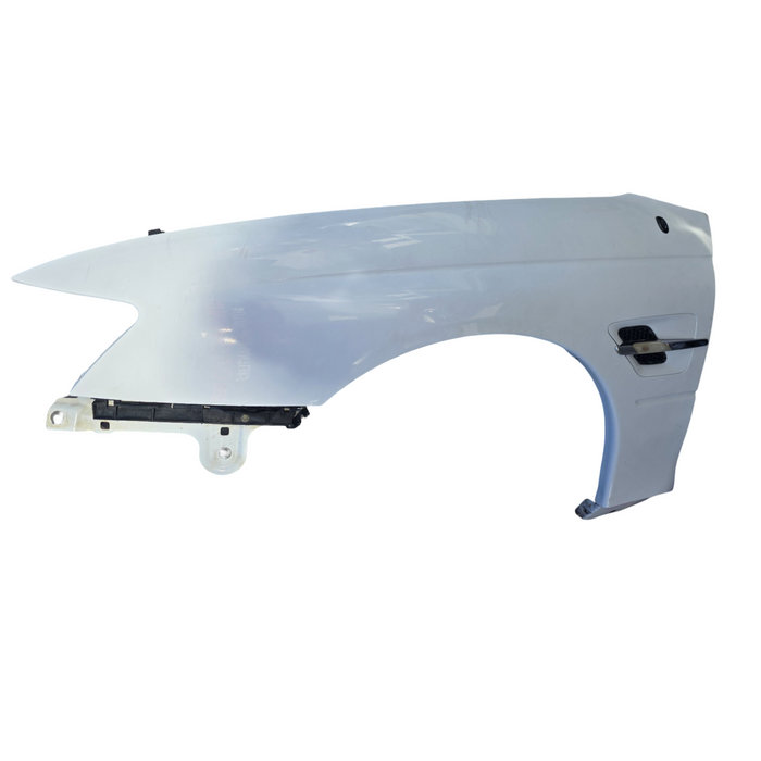 Da2054 - VZ SS Holden Commodore - Passenger Fluted Guard with Blinker - Heron White #J073