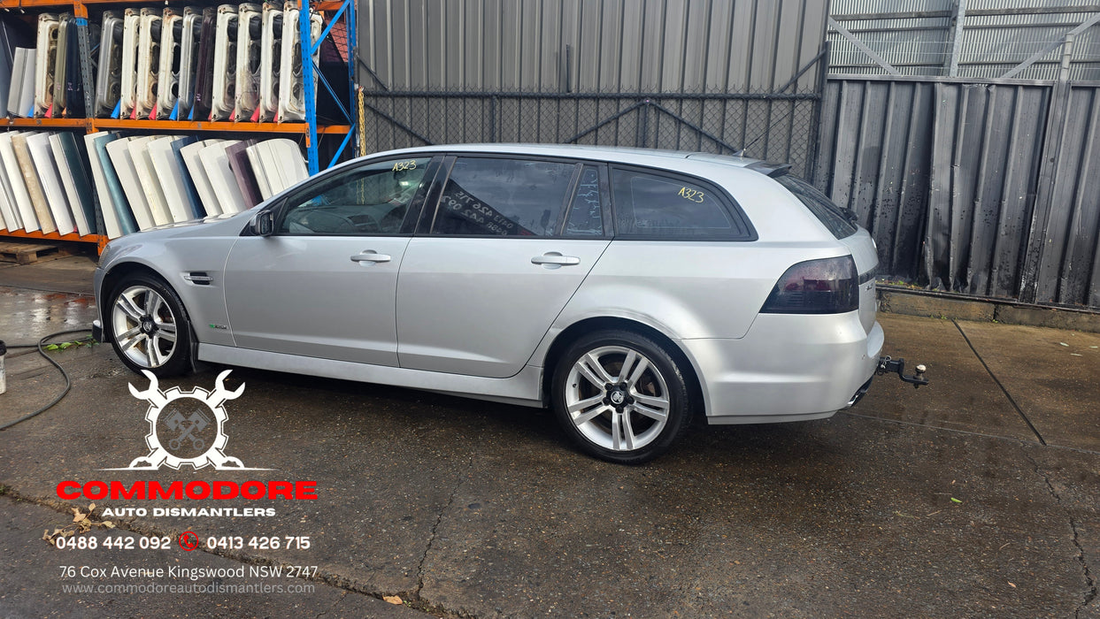 A323 - VE SV6 Holden Commodore Wagon Series I 284,XXXkms V6 Auto Paint Code #636R Switchblade Silver
