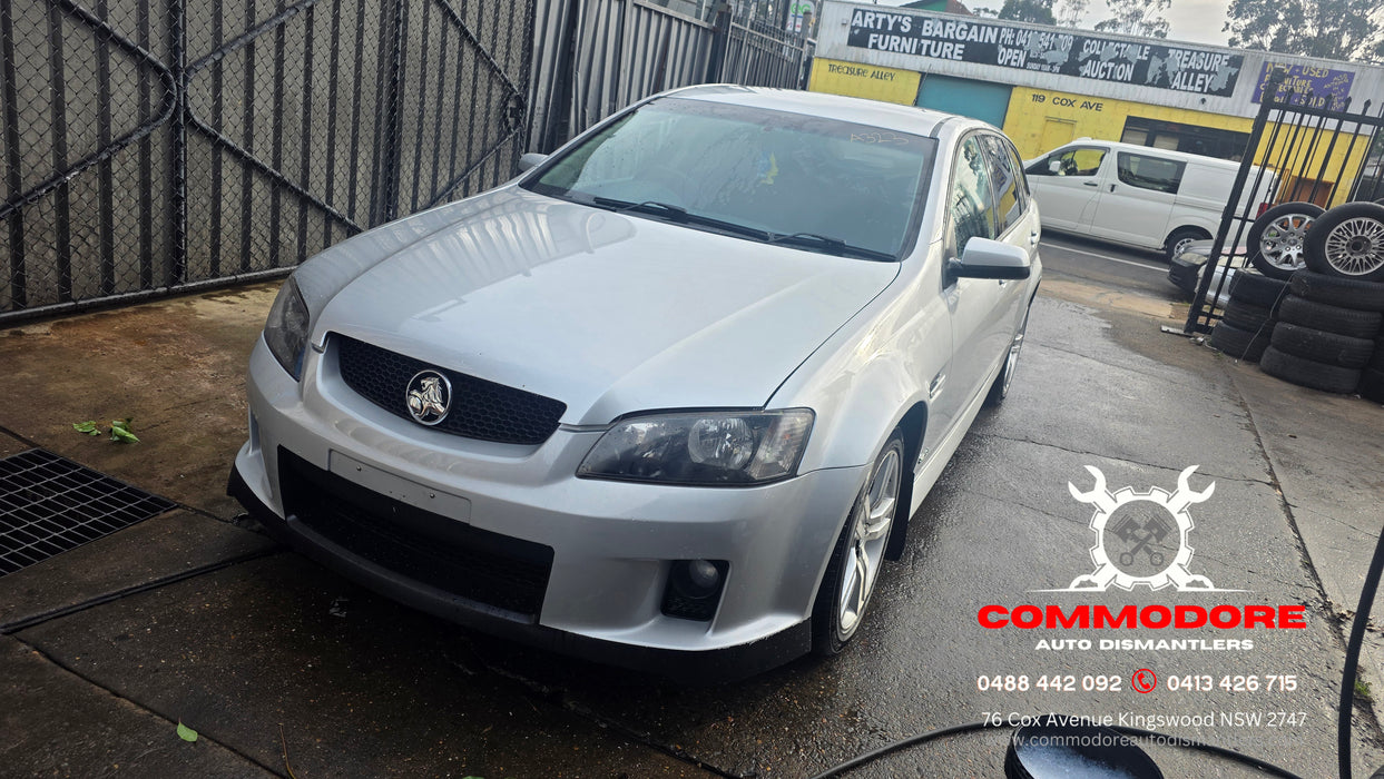 A323 - VE SV6 Holden Commodore Wagon Series I 284,XXXkms V6 Auto Paint Code #636R Switchblade Silver