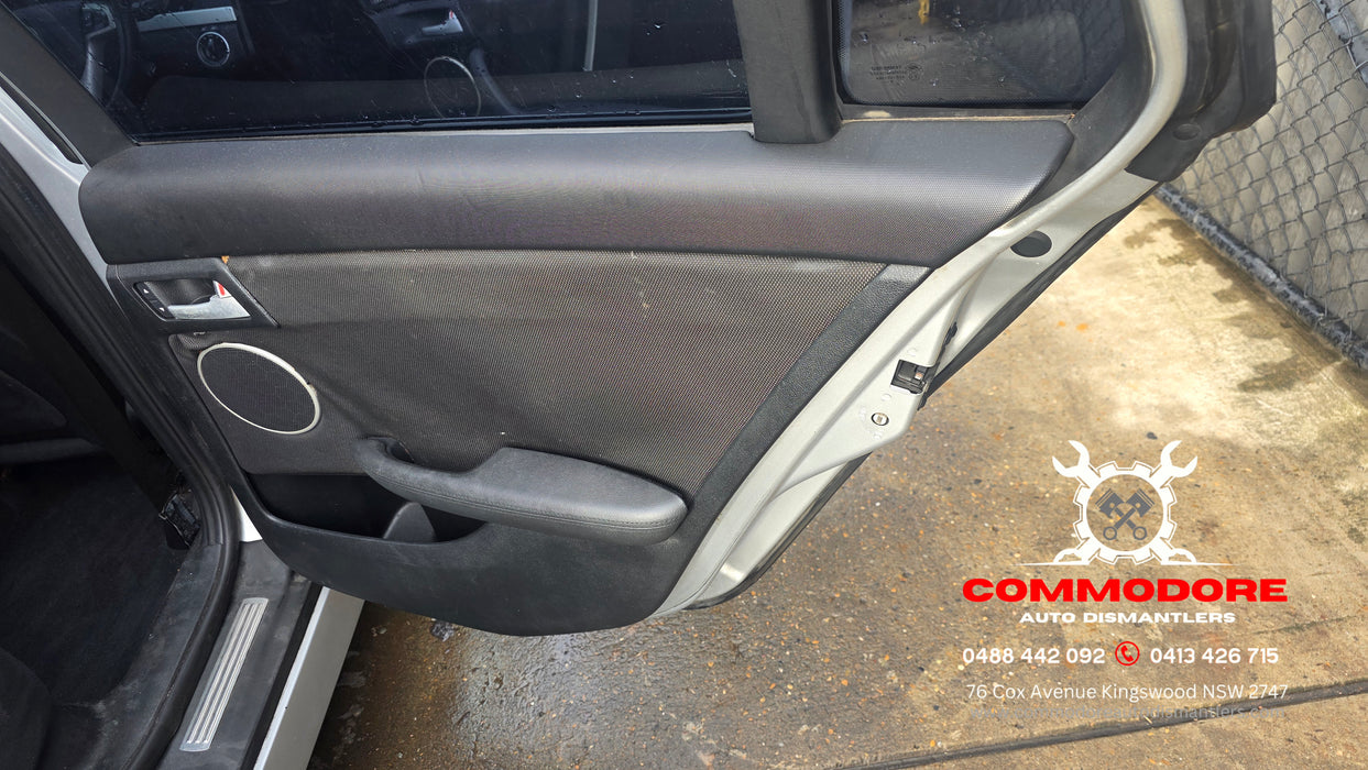 A323 - VE SV6 Holden Commodore Wagon Series I 284,XXXkms V6 Auto Paint Code #636R Switchblade Silver