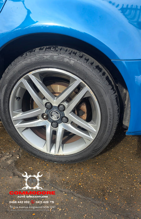A322 - VE SV6 Holden Commodore Series II Sedan V6, Auto Paint Code #824T Perfect Blue