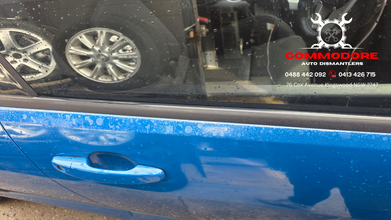 A322 - VE SV6 Holden Commodore Series II Sedan V6, Auto Paint Code #824T Perfect Blue