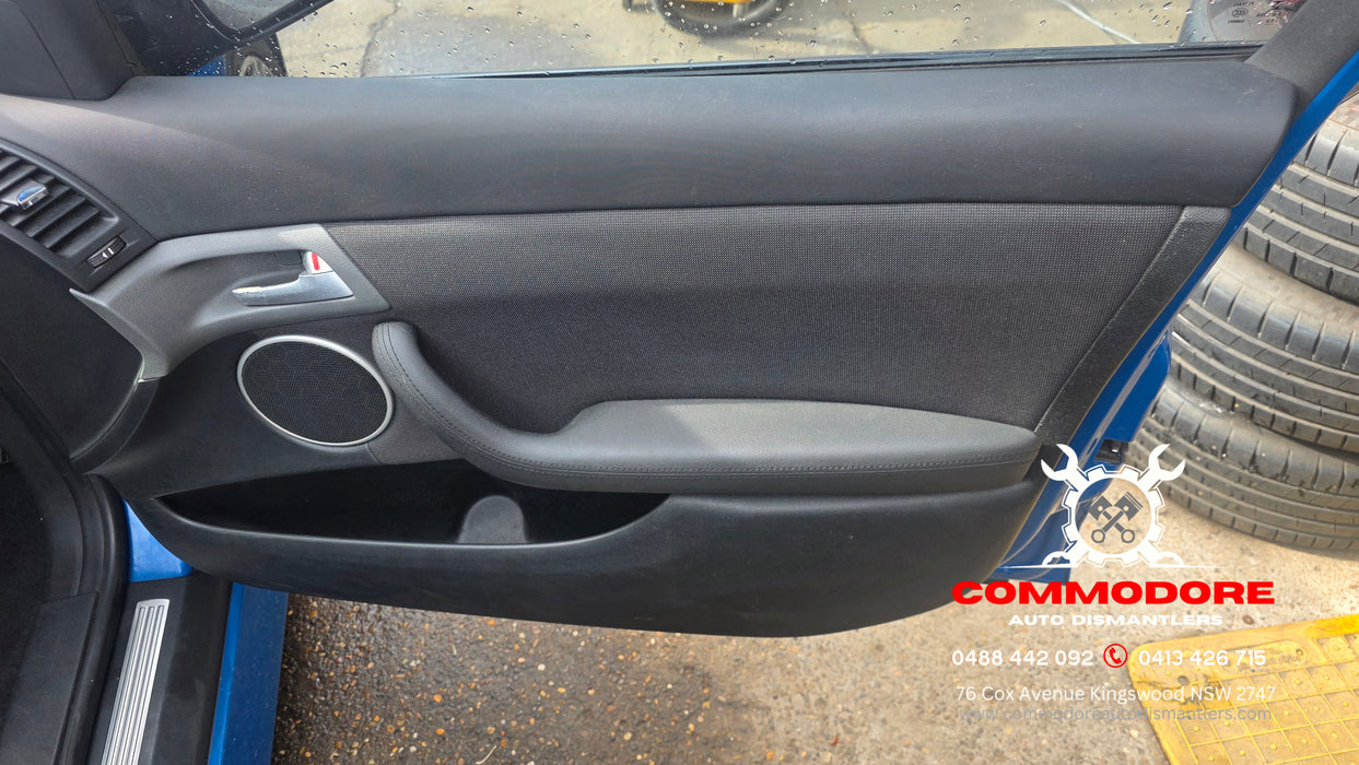 A322 - VE SV6 Holden Commodore Series II Sedan V6, Auto Paint Code #824T Perfect Blue