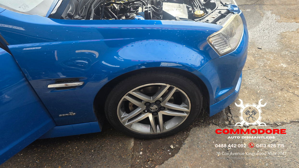 A322 - VE SV6 Holden Commodore Series II Sedan V6, Auto Paint Code #824T Perfect Blue