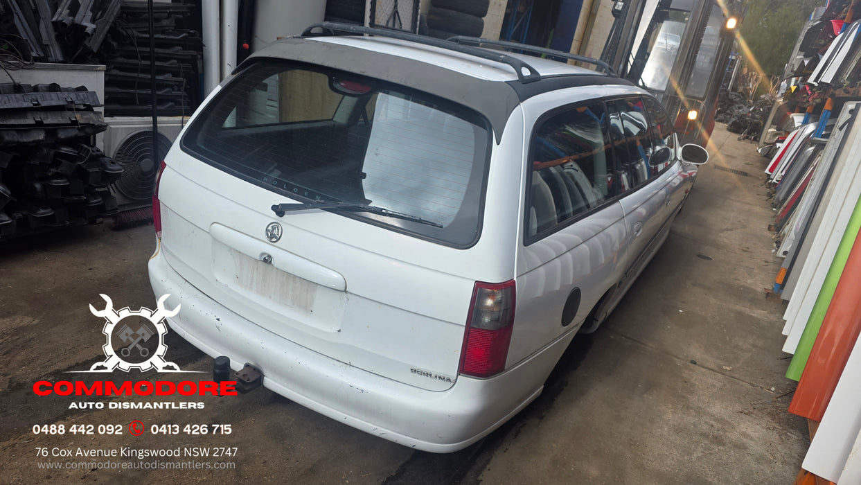 A342 - VT Holden Berlina Wagon Heron White #J074 V6 Auto