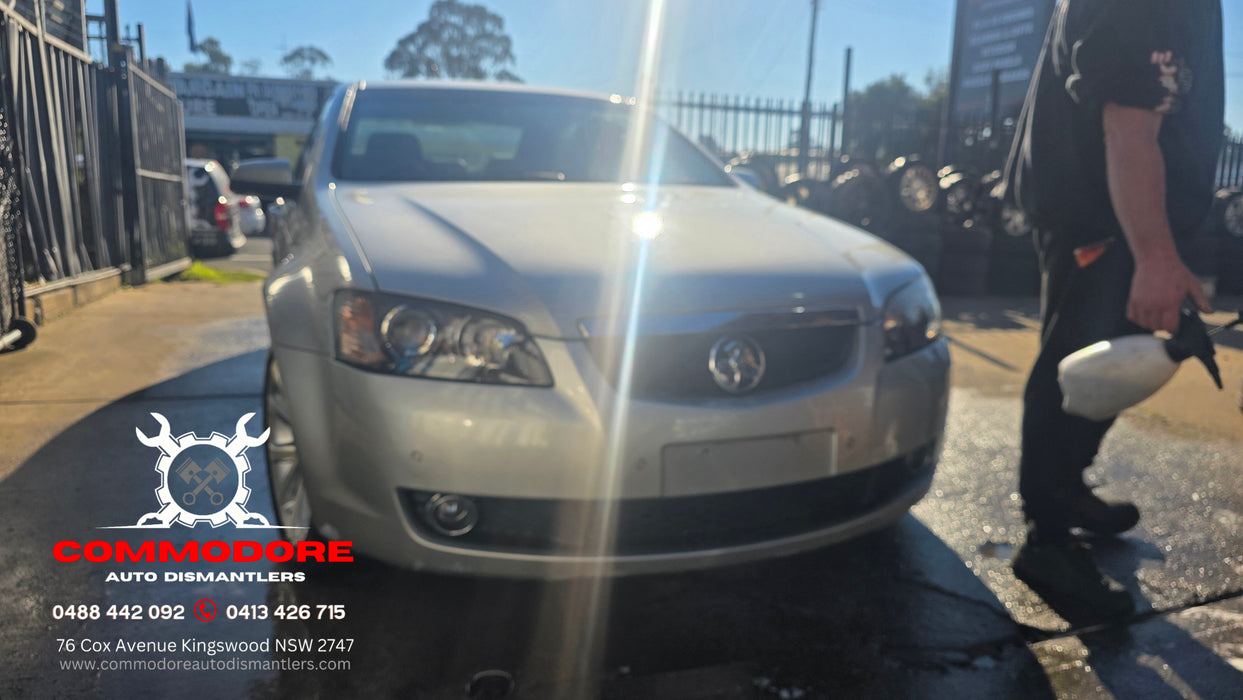 A325 - VE Holden Calais V, 2008 V6 LY7, 5 Speed Auto M82 238,XXXkms Paint Code #348N NICKLE METALLIC
