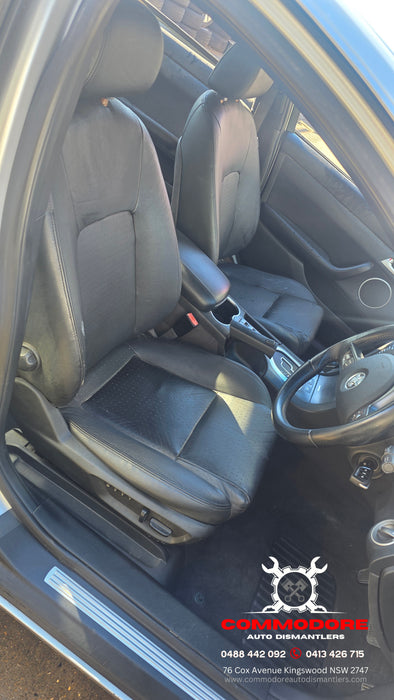A325 - VE Holden Calais V, 2008 V6 LY7, 5 Speed Auto M82 238,XXXkms Paint Code #348N NICKLE METALLIC