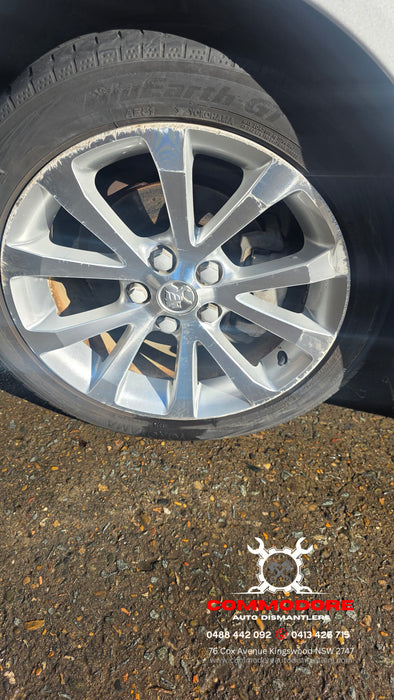A325 - VE Holden Calais V, 2008 V6 LY7, 5 Speed Auto M82 238,XXXkms Paint Code #348N NICKLE METALLIC