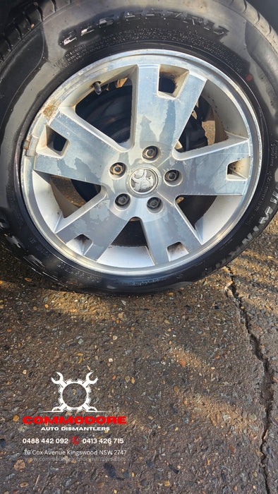 A326 - VZ CX6 Holden Adventra Wagon, V6, MX5 Auto Paint Code #348N NICKLE METALLIC ***FOR SALE***