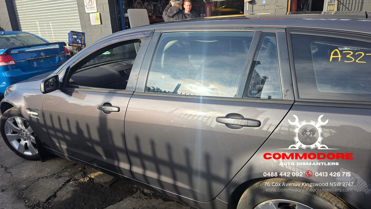 A327 - VE Holden International, V6 LY7, Auto M30, Paint Code #354N Evoke Mica 172,XXXkms ***FOR SALE***