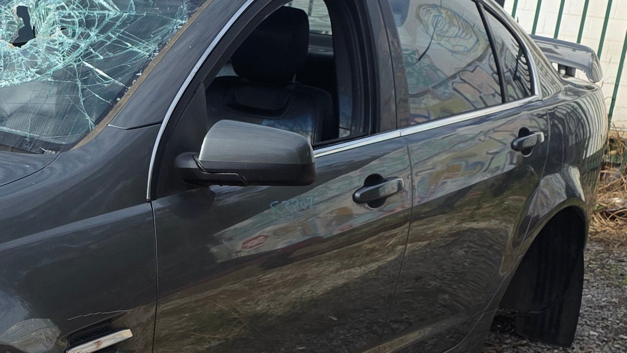 EX005 - VE SERIES II Holden Commodore SV6 Sedan - Passenger's Side Mirror - ALTO GREY #744S