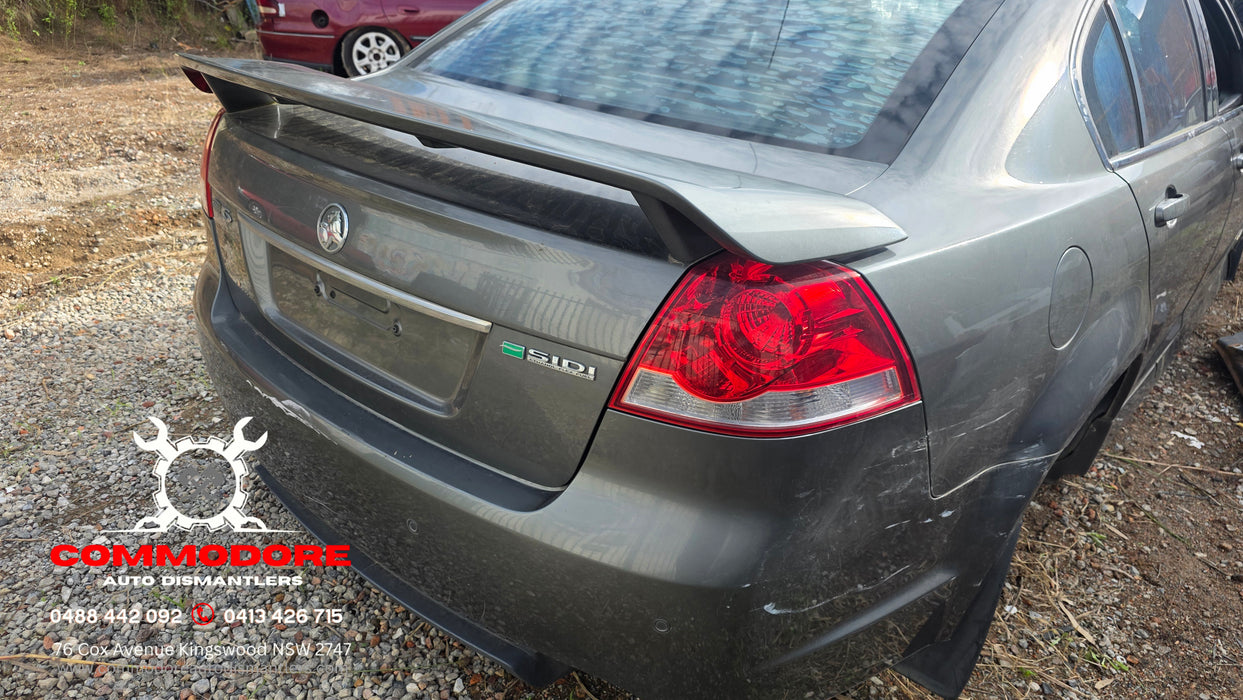 EX005 - VE SERIES II Holden Commodore SV6 Sedan - Taillight Driver's Side GENUINE