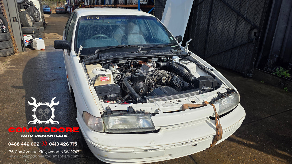 A331 - April 1993 VP Holden Commodore Berlina Sedan V6, Auto White 174,XXXkms