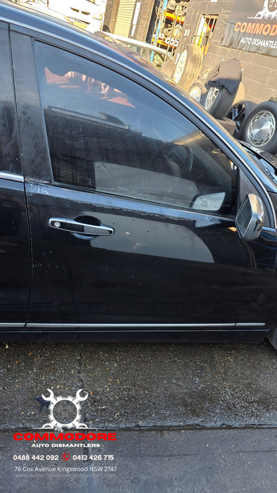 A332 - WM Holden Caprice - V6 LY7, Auto M82, Paint Code #690F Phantom Black