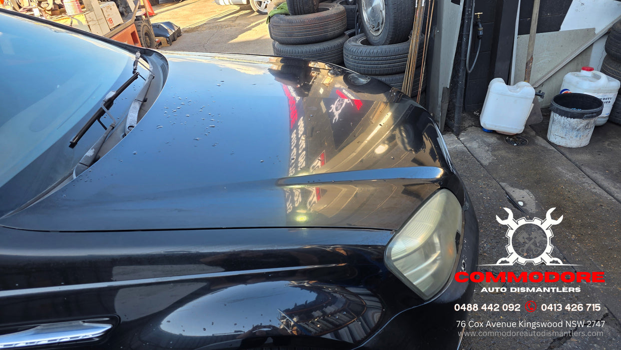 A332 - WM Holden Caprice - V6 LY7, Auto M82, Paint Code #690F Phantom Black
