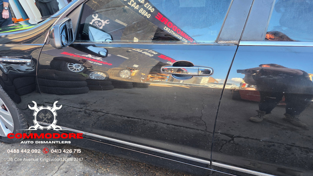 A332 - WM Holden Caprice - V6 LY7, Auto M82, Paint Code #690F Phantom Black