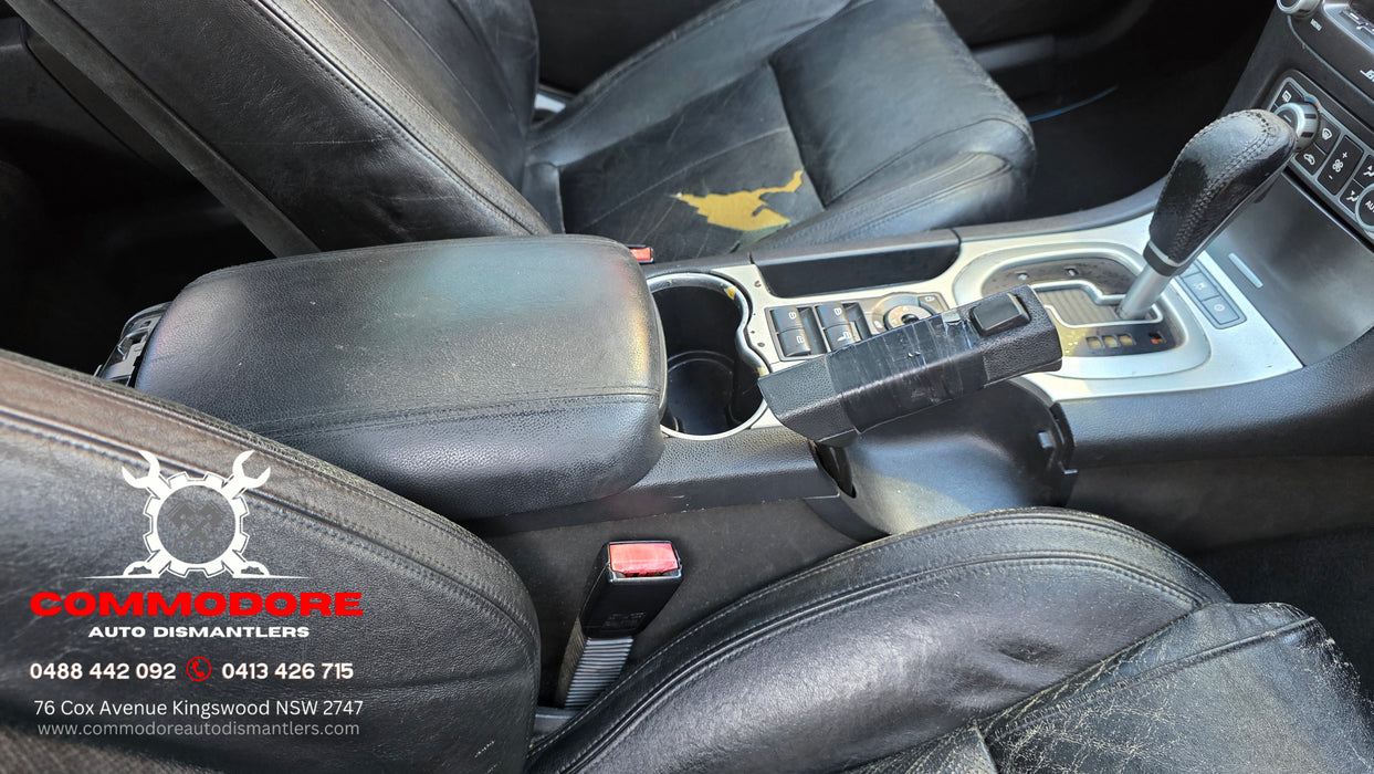 A332 - WM Holden Caprice - V6 LY7, Auto M82, Paint Code #690F Phantom Black