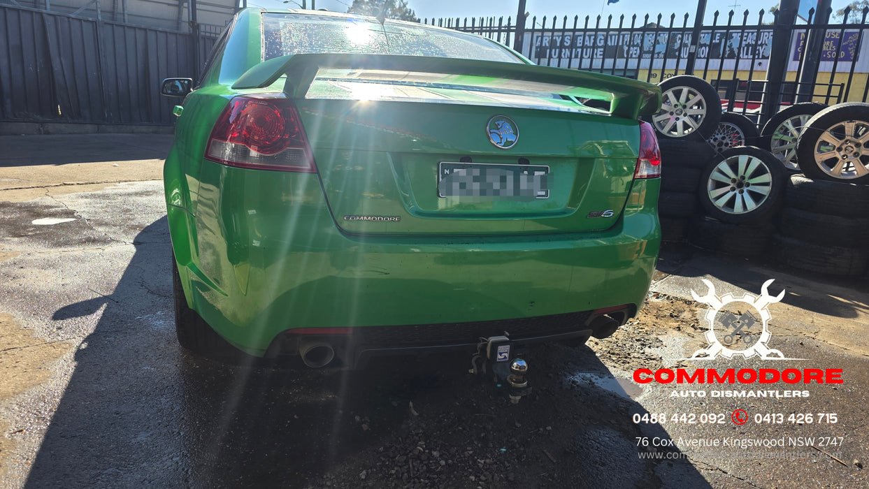 A333 - VE Holden Commodore SV6 Series I Sedan - Atomic Green #609R