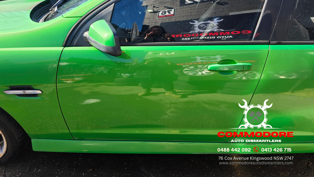 A333 - VE Holden Commodore SV6 Series I Sedan - Atomic Green #609R
