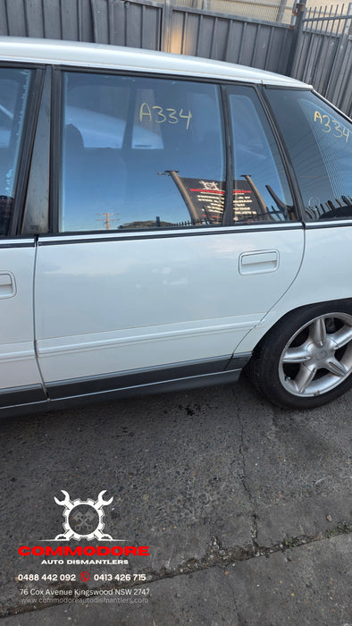 A334 - VS Holden Statesman Sedan Alaskan White V6 Auto 296,XXXkms