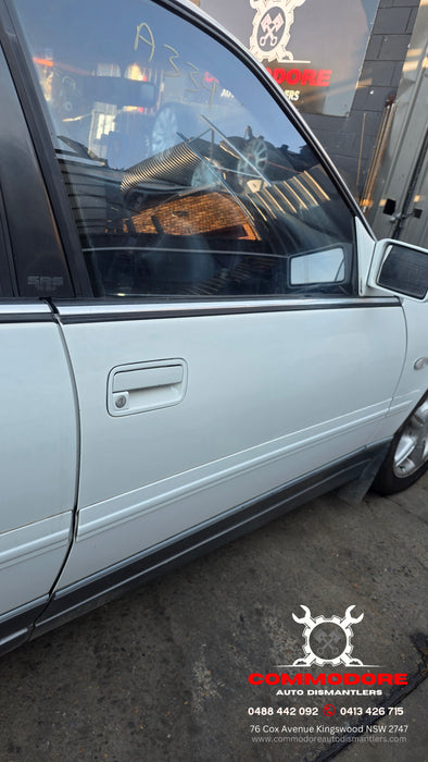 A334 - VS Holden Statesman Sedan Alaskan White V6 Auto 296,XXXkms