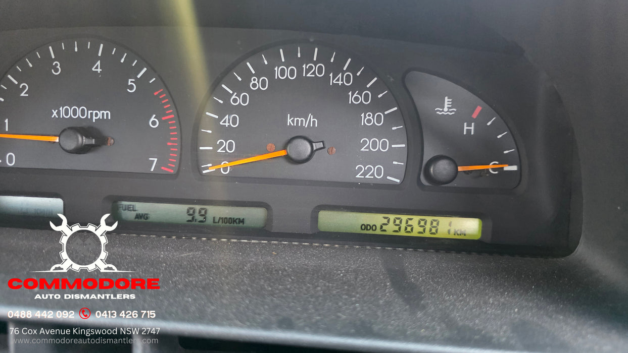 A334 - VS Holden Statesman Sedan Alaskan White V6 Auto 296,XXXkms