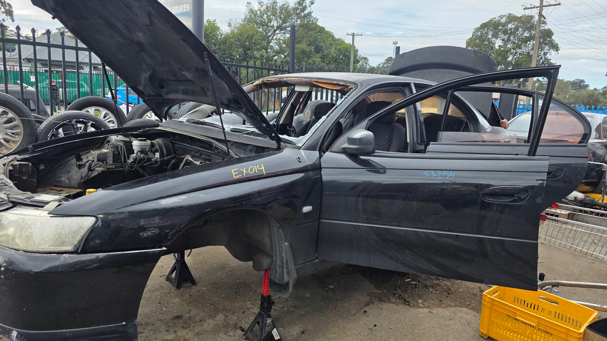 EX014 - VZ Holden Commodore Sedan -