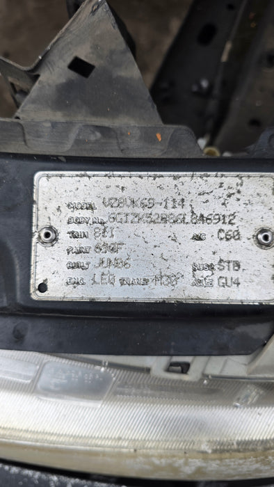 EX014 - VZ Holden Commodore Sedan -