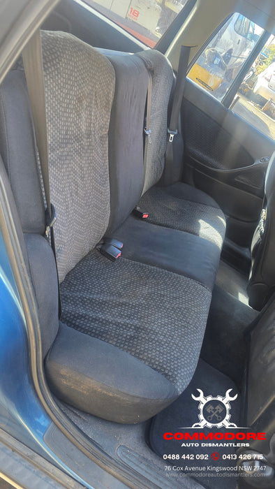 A338 - VZ Holden Adventra Wagon V6 Auto Bermuda Blue #946J