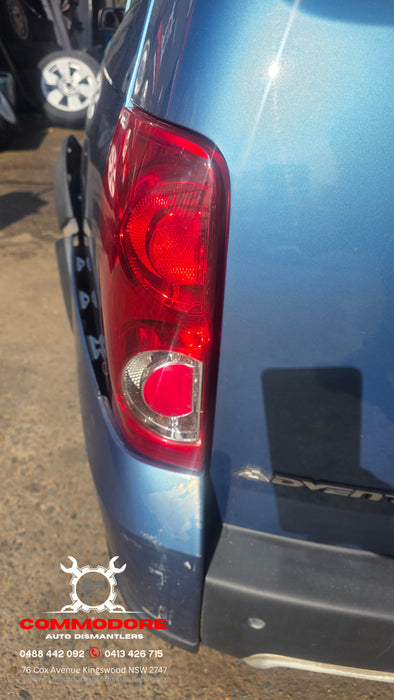 A338 - VZ Holden Adventra Wagon V6 Auto Bermuda Blue #946J