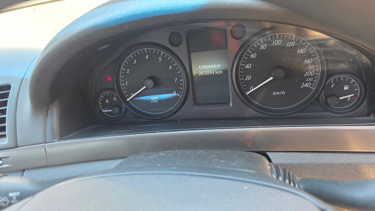 A337 - VE Holden Commodore Omega Wagon V6 LF1, Auto MYB Herron White 283,XXXkms