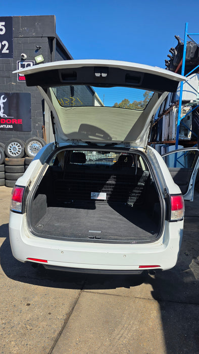 A337 - VE Holden Commodore Omega Wagon V6 LF1, Auto MYB Herron White 283,XXXkms