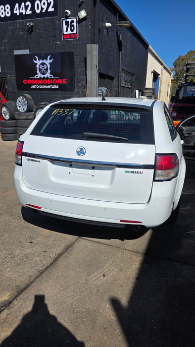A337 - VE Holden Commodore Omega Wagon V6 LF1, Auto MYB Herron White 283,XXXkms