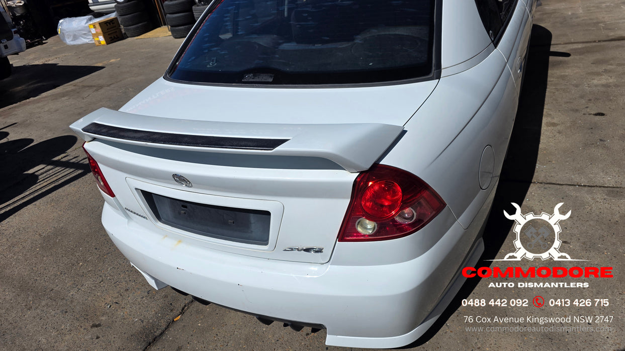 A345 - VZ Holden Commodore SV6 Sedan - Herron White #679F
