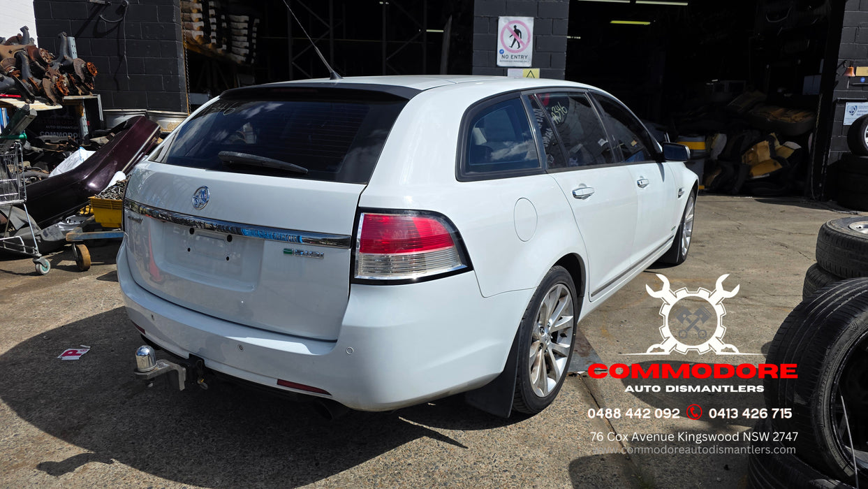 A346 - VE Holden Calais V Wagon - Herron White #679F 282,XXXkms