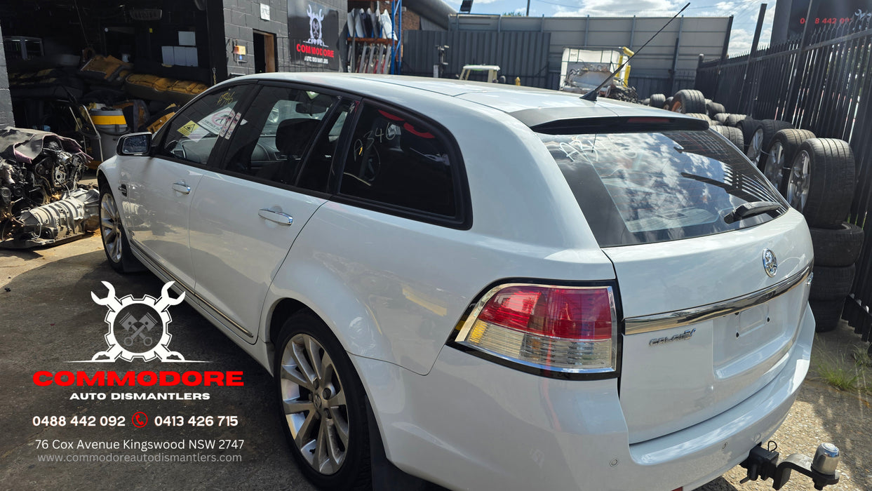 A346 - VE Holden Calais V Wagon - Herron White #679F 282,XXXkms