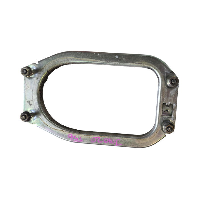JM020 - VZ SS Holden Crewman Utility - Manual Shifter Boot Retaining Bracket